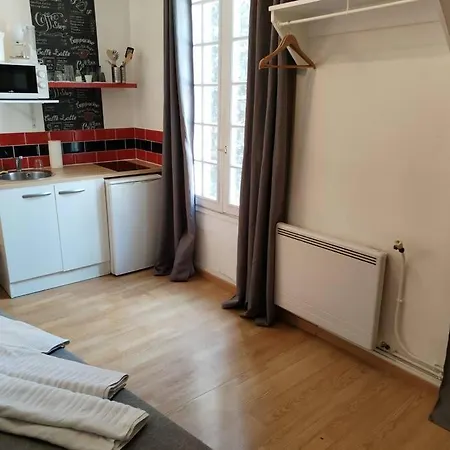 Rue De La Santé Parigi
