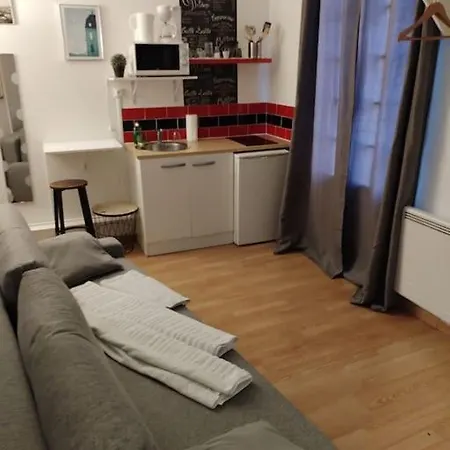 Rue De La Sante Apartment Paris